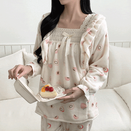 [무배] 피치피치 겨울 소프트 극세사 수면 홈웨어 우정 파자마 세트 잠옷
